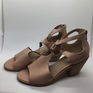 Eileen Fisher Women's Sandals in Blush Pink